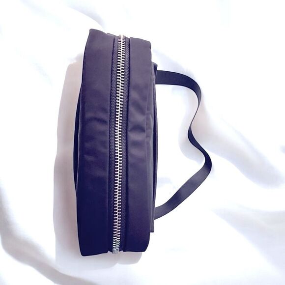 NWOT Septwolves Crossbody Bag Navy Blue - Picture 5 of 7